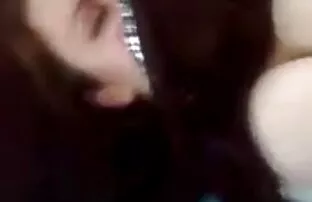 XXX 兼に滑りやパンティー 女の子 の ため の エロ ビデオ