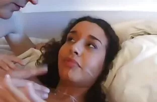 XXX Miaが彼女の滑りゃのソファ 女の子 専用 無料 エロ 動画