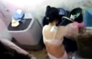 XXX 温泉は金髪妻マヤヒルズ使用彼女の膣へ作ります彼女の彼氏非常に幸せ 女の子 の ため の エロ ビデオ