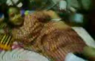 XXX 少し売春婦タイは混沌と爆発コックになります 女の子 の 為 の エロ 動画